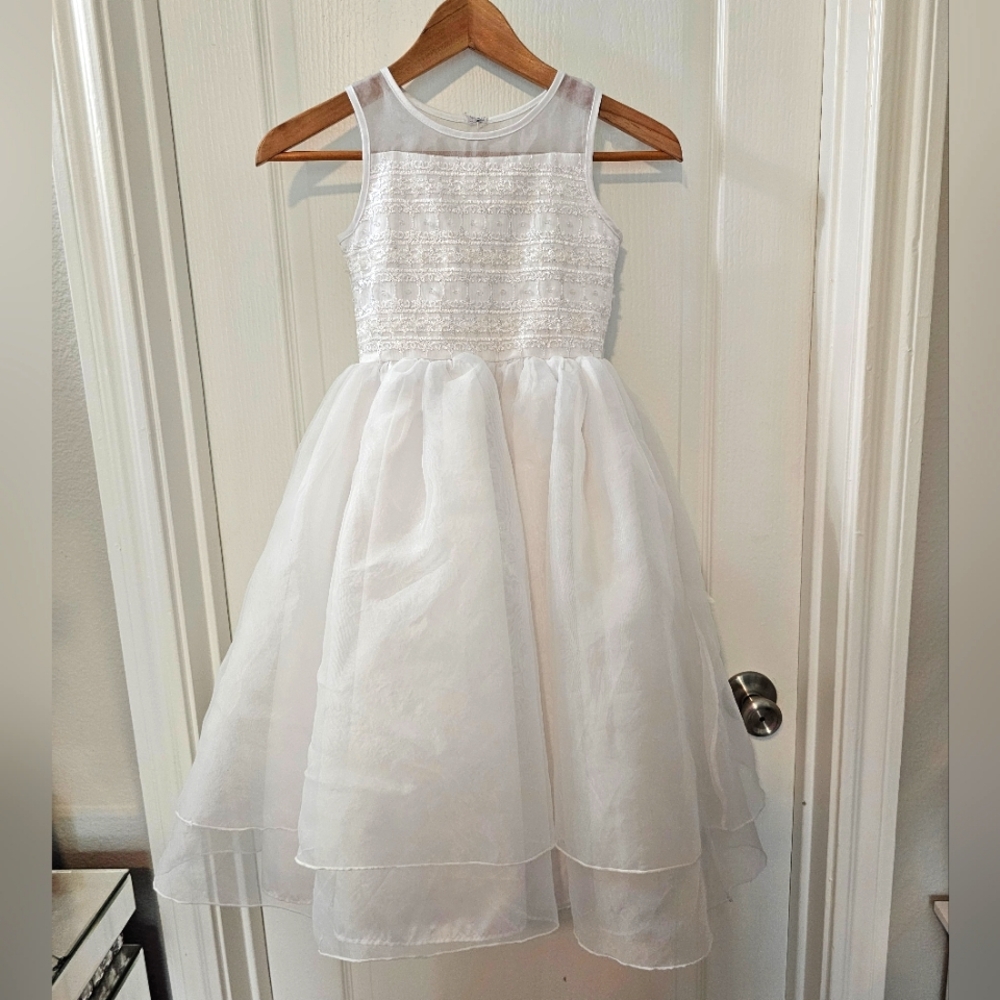 Sugar Plum Girl's White Princess Style Dress Size 7